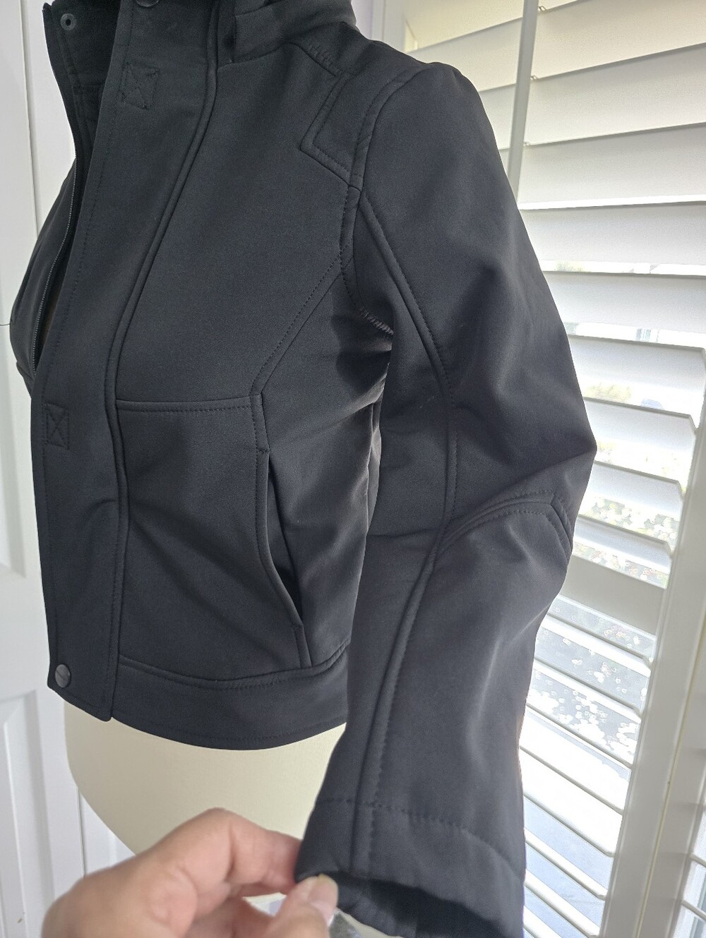 (NWT) Urban Republic Zip Off Hood Soft Shell Jacket (8-Small) - Picture 4 of 12